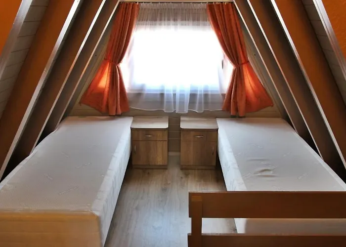 Osrodek Wypoczynkowy Nr 156 *